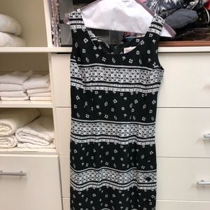 Black print sleeveless maxi dress
